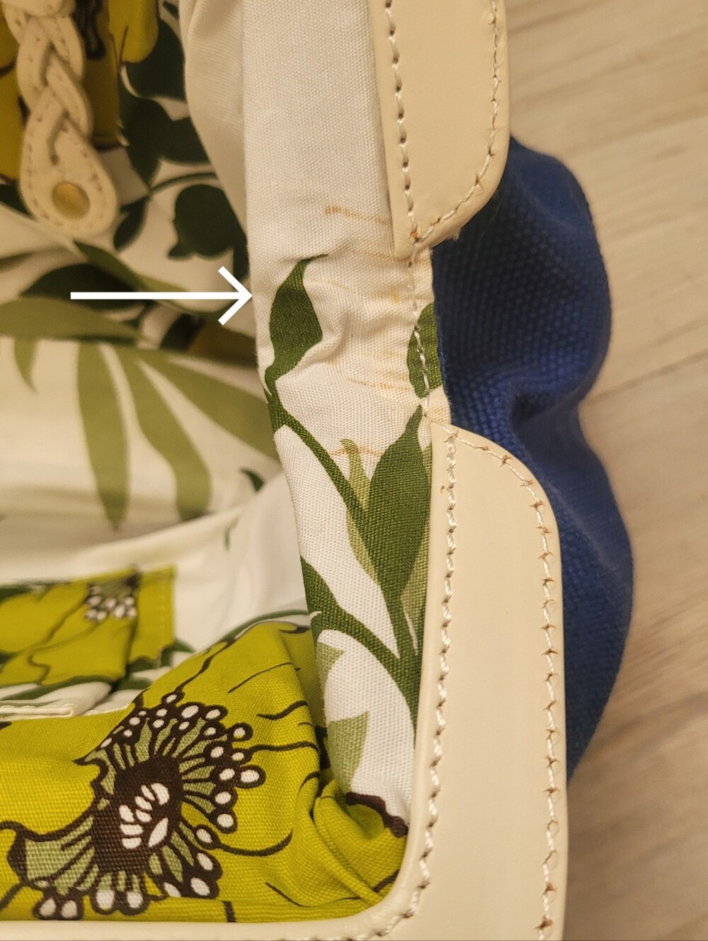 Stylish Savoy Summer Handbag - Picture 14 of 16